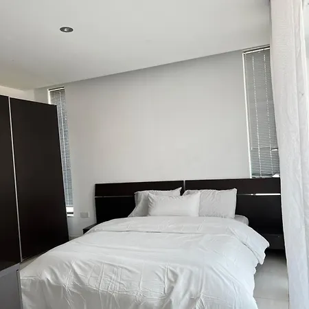 Kwatera prywatna Premier Mansions *